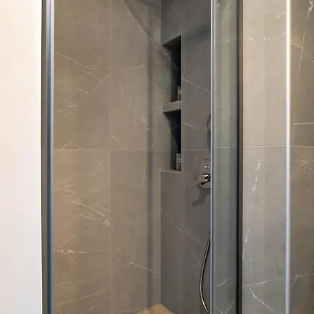 דירה Empyrean Luxury