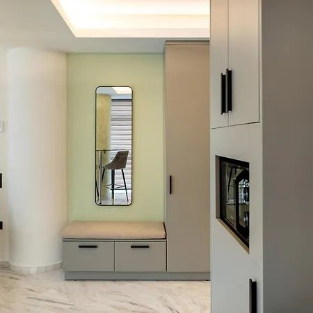 Empyrean Greece Apartman