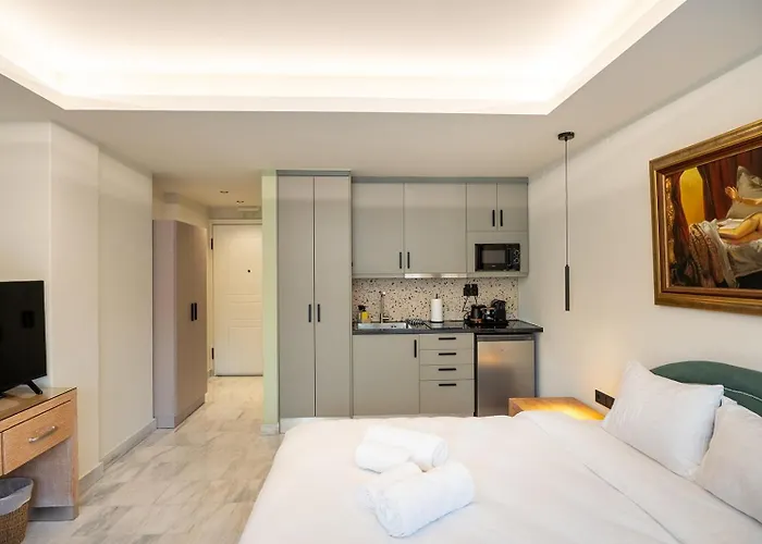 Empyrean Luxury & Apartamento Tesalónica