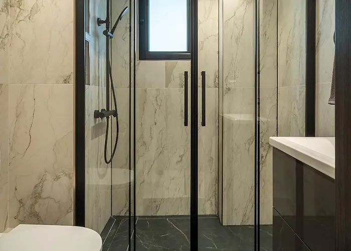 Empyrean Luxury Apartment Thessaloniki