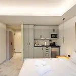Empyrean Luxury & Apartment Thessaloniki