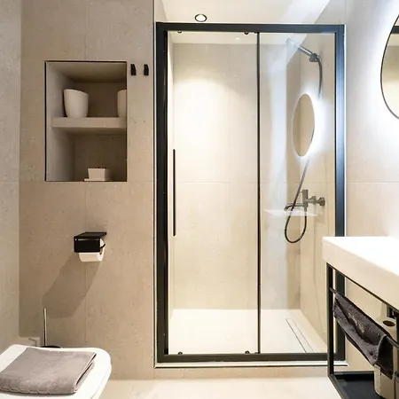 Daire Empyrean Greece
